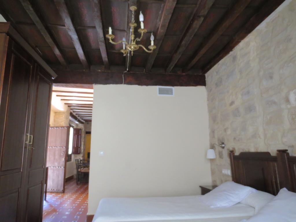 Apartamentos Turisticos El Losal Úbeda Esterno foto